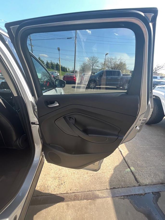 Vehicle view 14