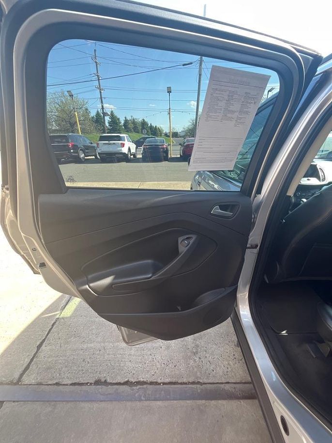 Vehicle view 16