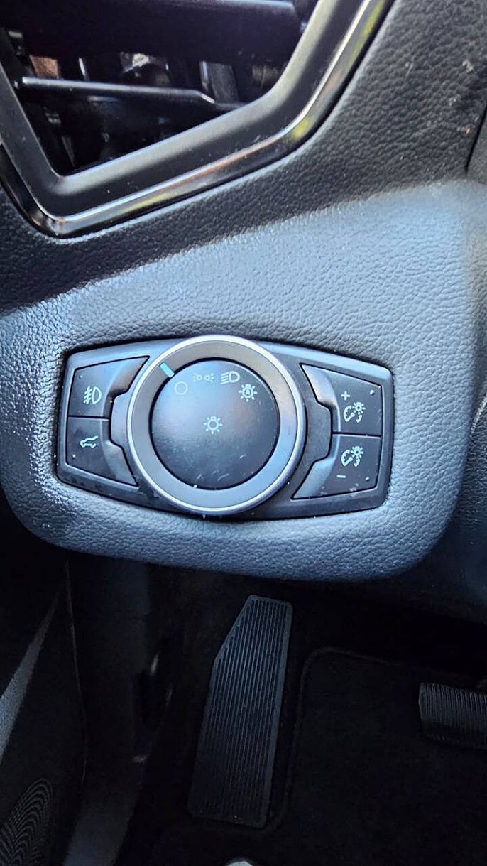 Vehicle view 13