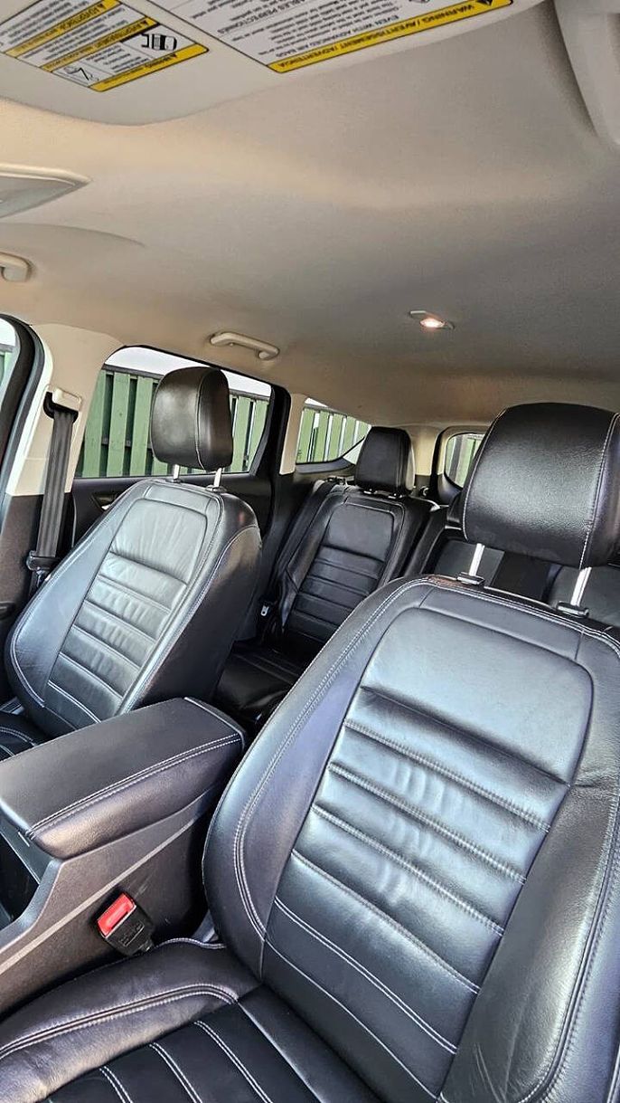 Vehicle view 8