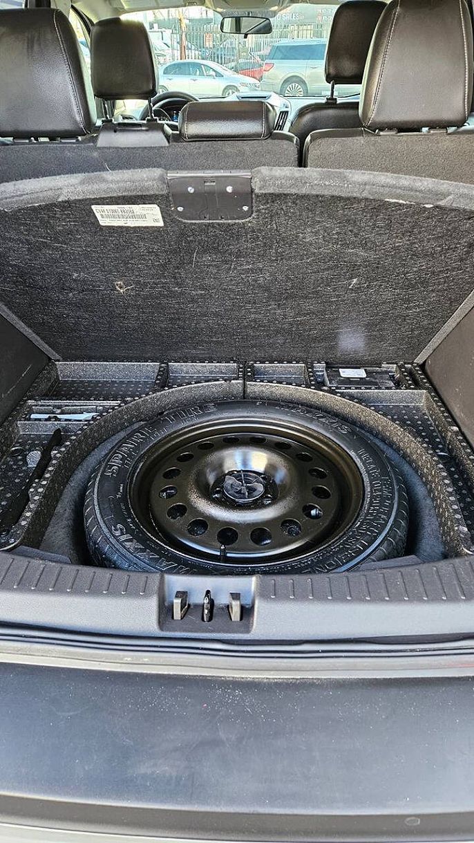 Vehicle view 9