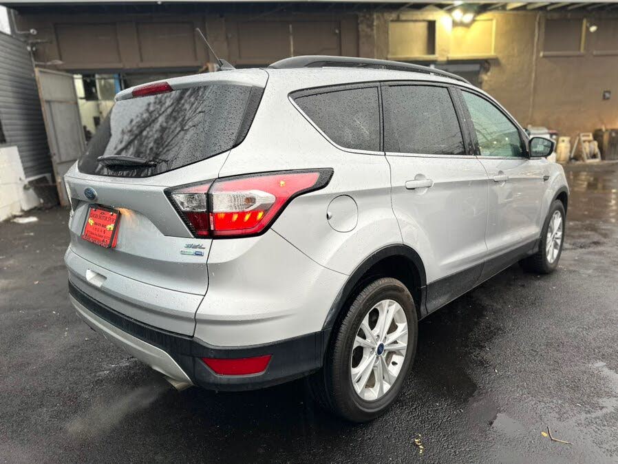 Vehicle view 7