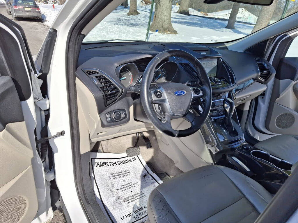 Vehicle view 23