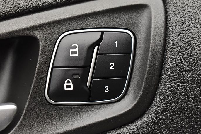 Vehicle view 14