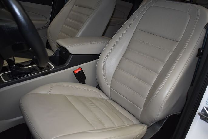 Vehicle view 16