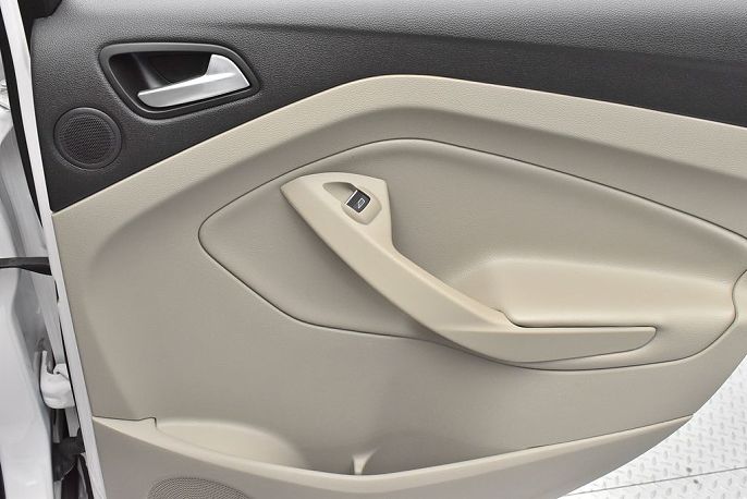Vehicle view 34