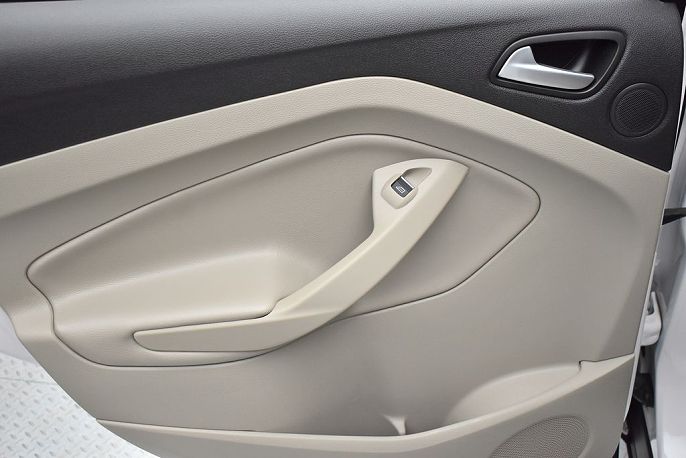 Vehicle view 37