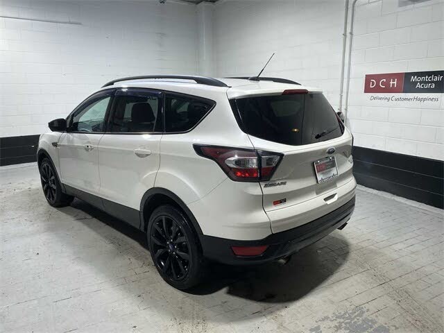 Vehicle view 4