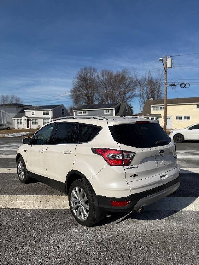 Vehicle view 7