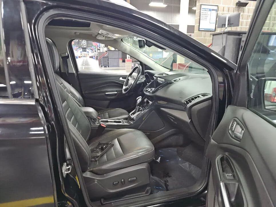 Vehicle view 13
