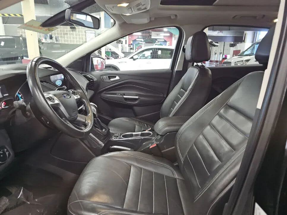 Vehicle view 9