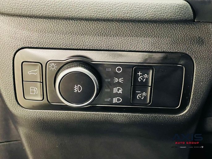 Vehicle view 34
