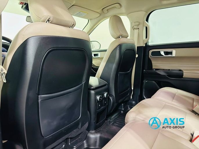 Vehicle view 69