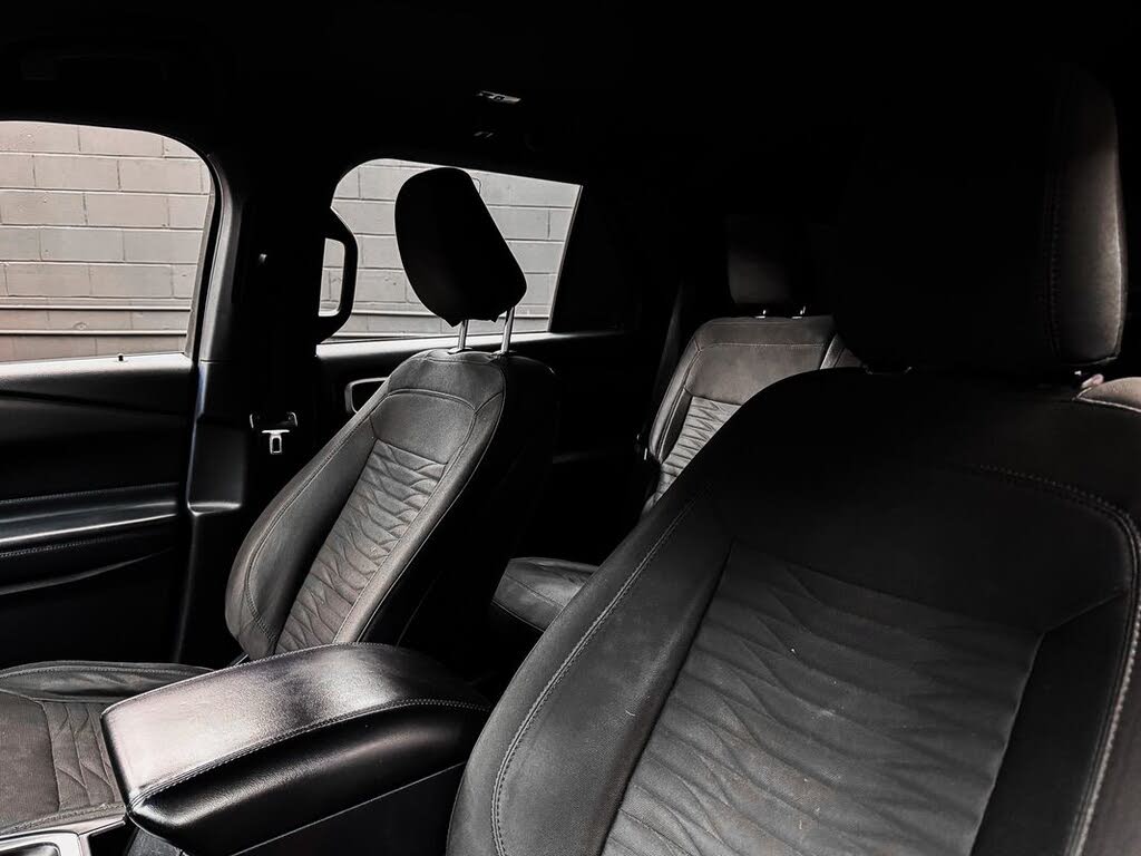 Vehicle view 25