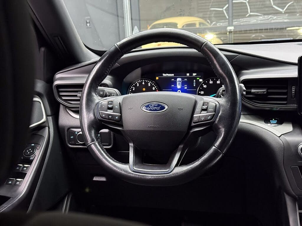 Vehicle view 35