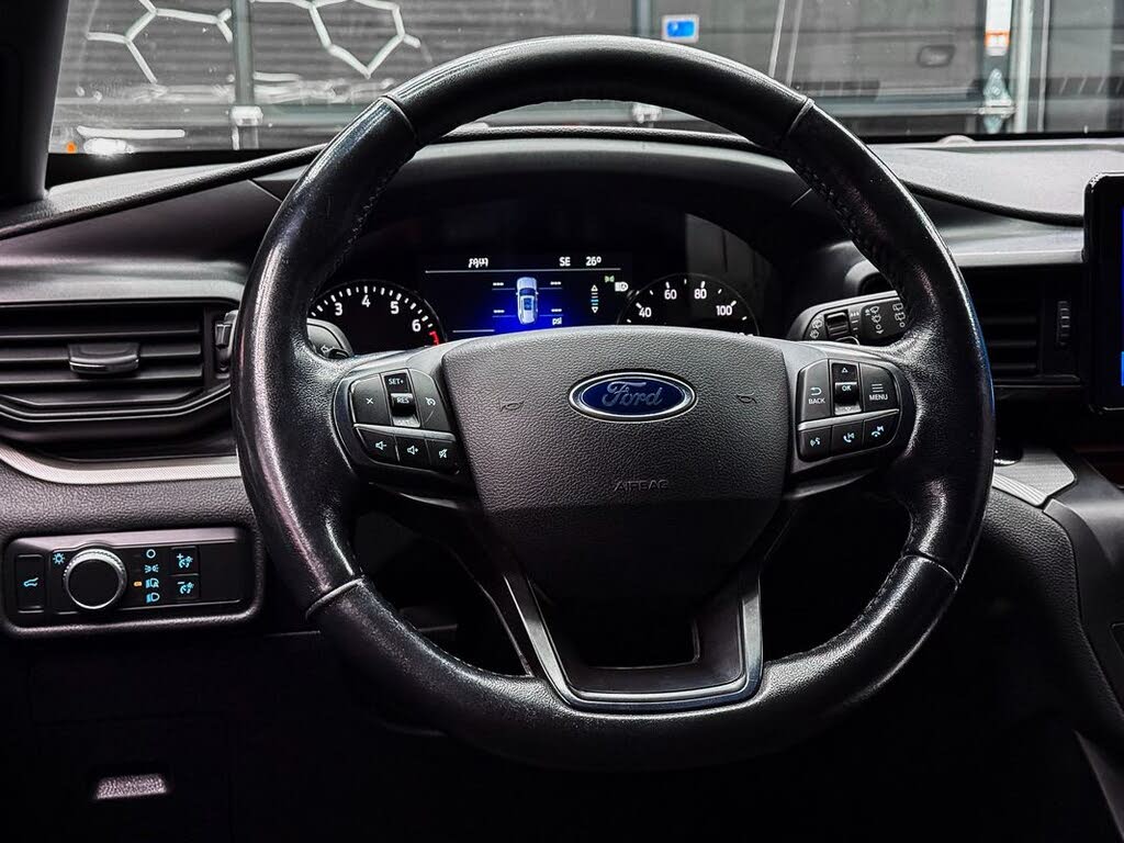 Vehicle view 37