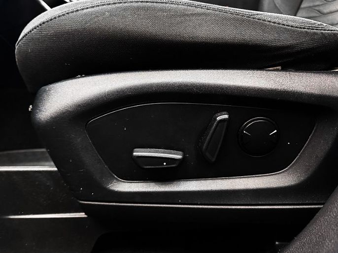 Vehicle view 67