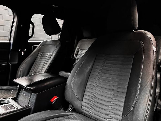 Vehicle view 82