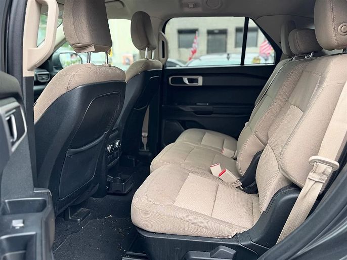 Vehicle view 7