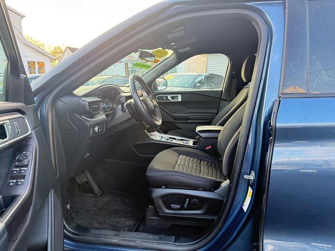 Vehicle view 6