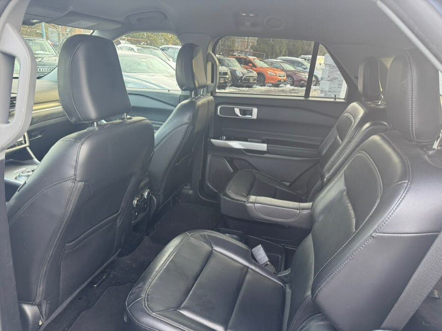 Vehicle view 14