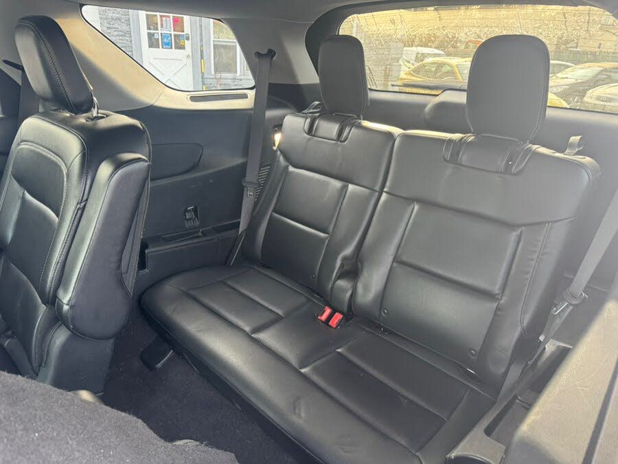 Vehicle view 15