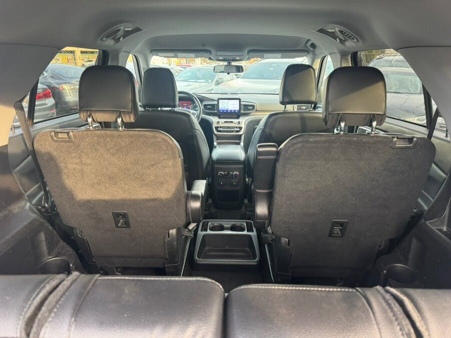 Vehicle view 17