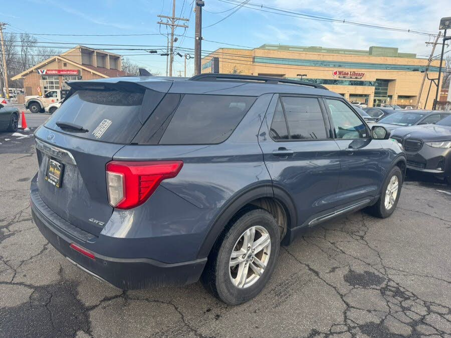 Vehicle view 6