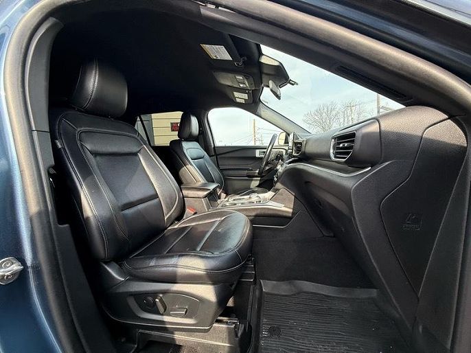 Vehicle view 15