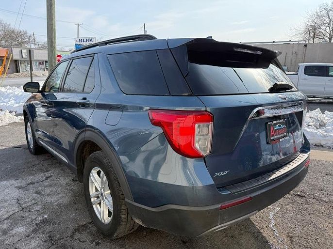 Vehicle view 4