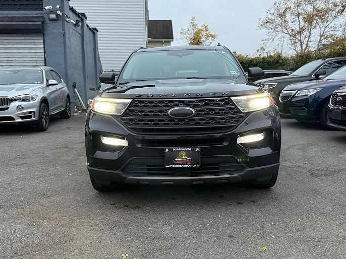 Vehicle view 14