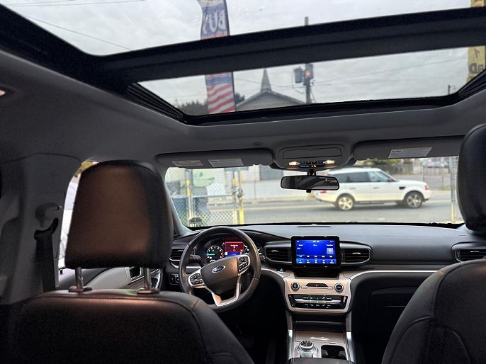 Vehicle view 16