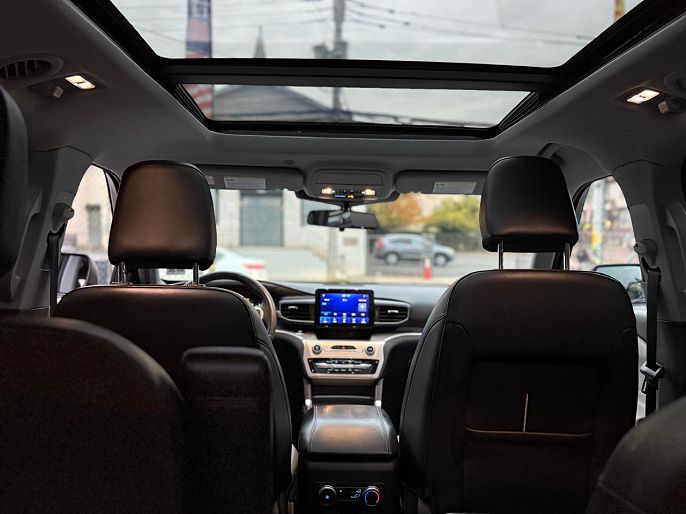 Vehicle view 25