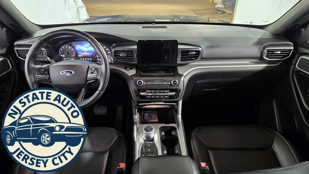 Vehicle view 35