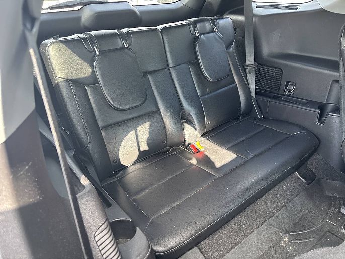 Vehicle view 17