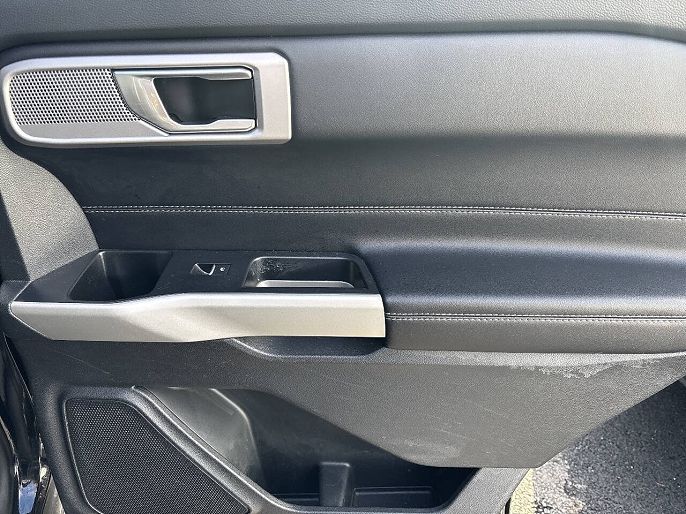 Vehicle view 18