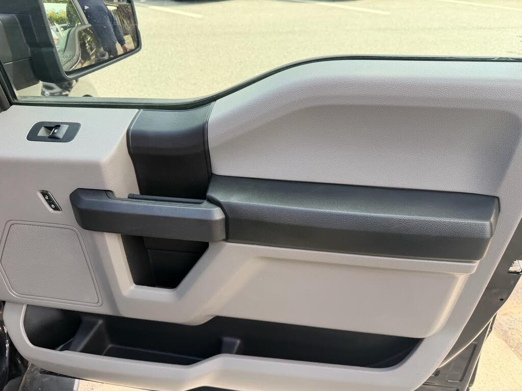 Vehicle view 18