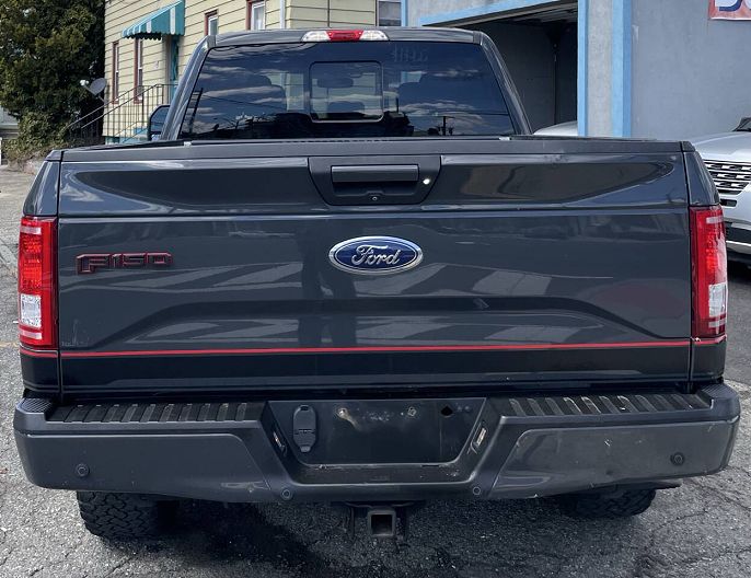 Vehicle view 9