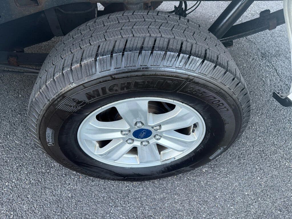 Vehicle view 19