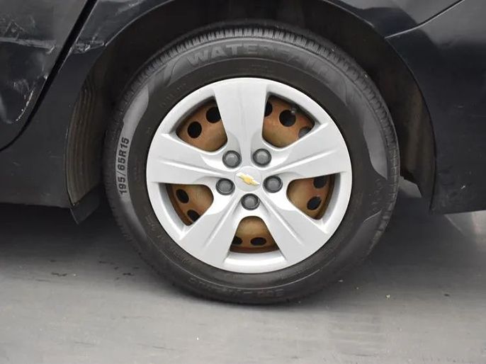 Vehicle view 29