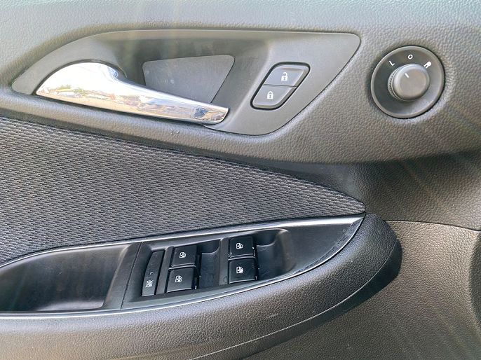 Vehicle view 13