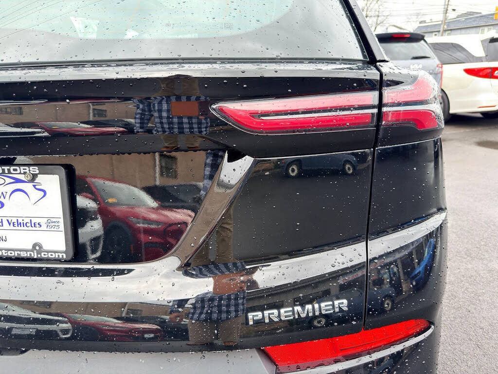 Vehicle view 16
