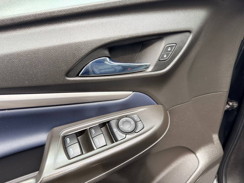 Vehicle view 23