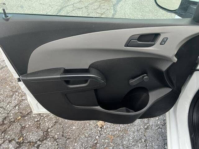 Vehicle view 12