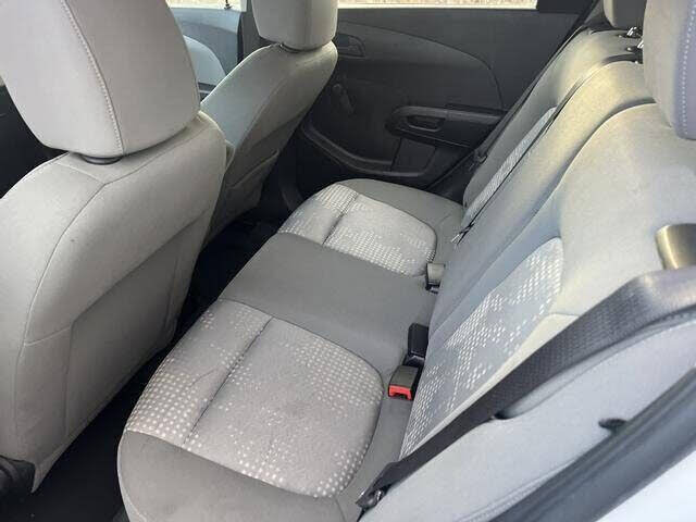 Vehicle view 13