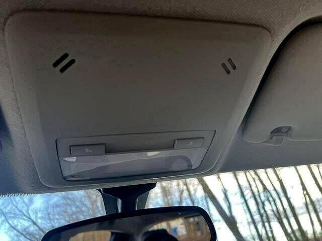 Vehicle view 35