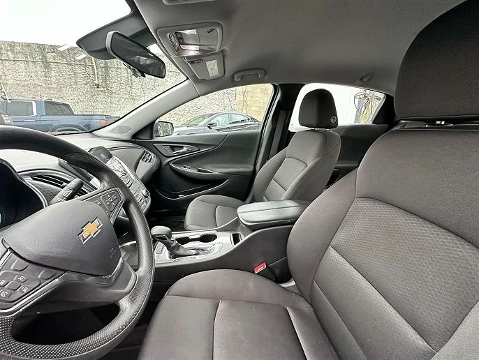Vehicle view 4