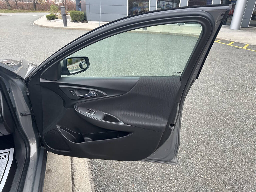 Vehicle view 18