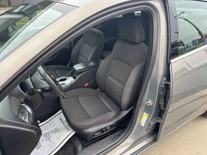Vehicle view 47