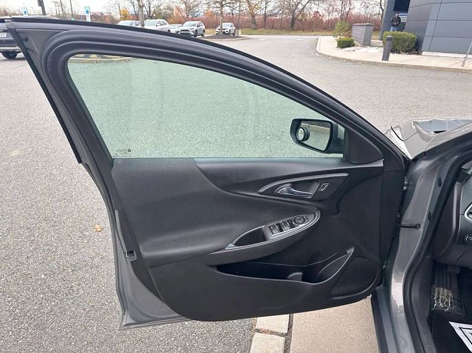 Vehicle view 48